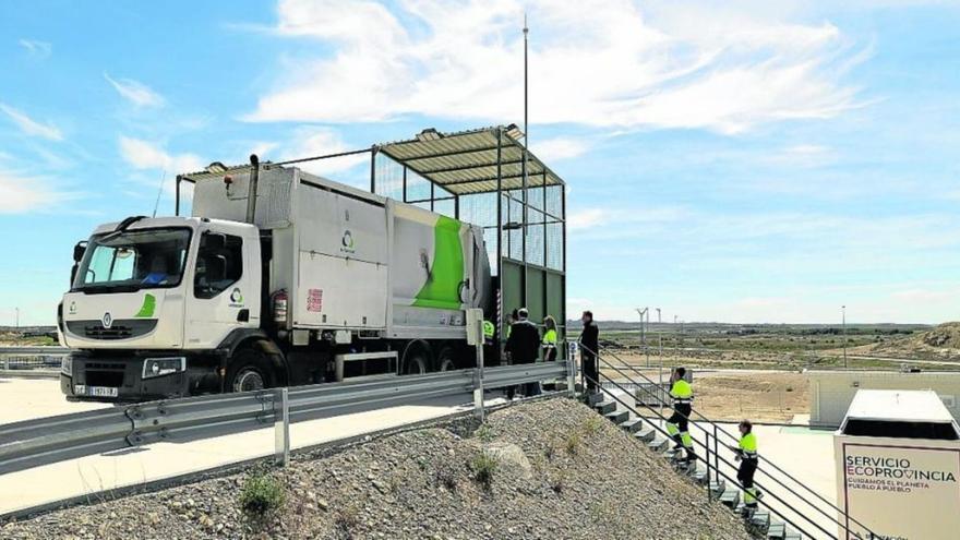 La planta recoge los residuos de 31 localidades de la comarca para su posterior traslado a Zaragoza.  | SERVICIO ESPECIAL