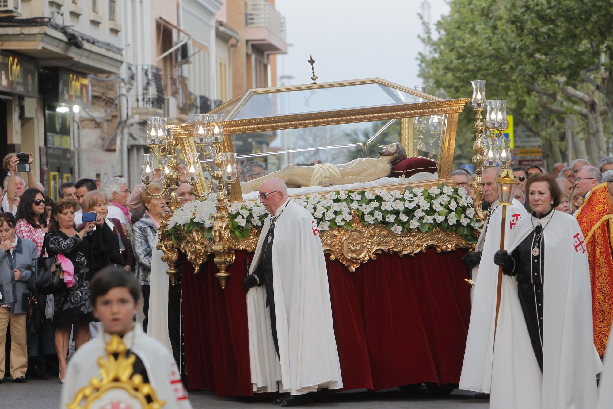 Las imágenes de las últimas procesiones de Viernes Santo en el Port de Sagunt.