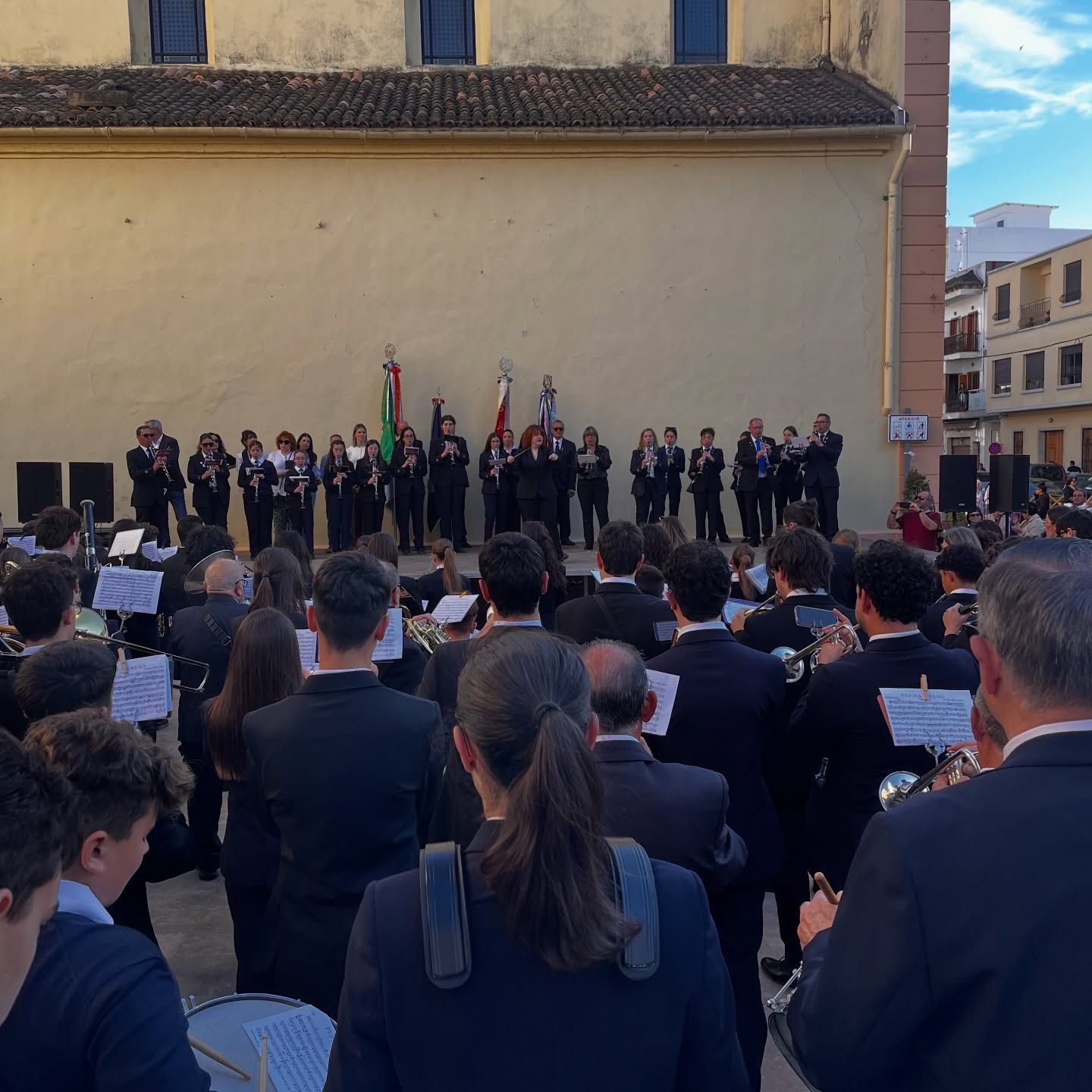 La banda de la SAMA de Alginet en un acto el pasado mes de abril.