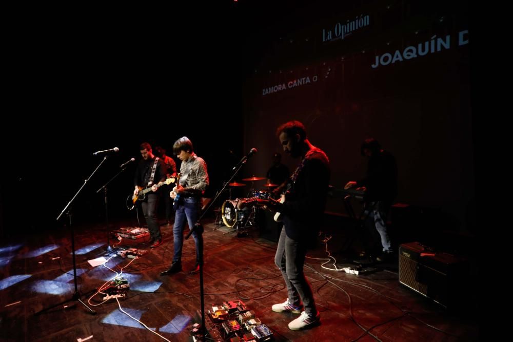 Zamora canta a Joaquín Díaz