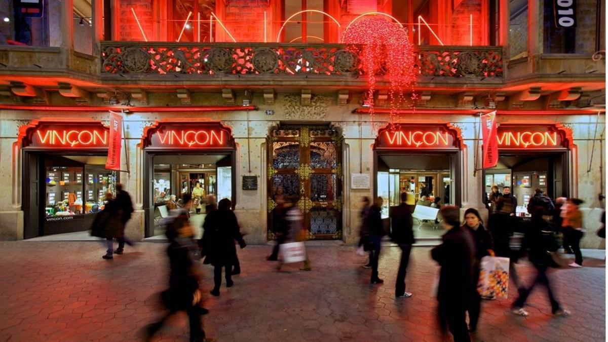 El exterior de la tienda Vinçon de paseo de Gràcia