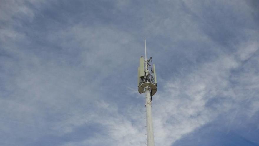 Molina pone la lupa en las antenas repartidas por todo el municipio