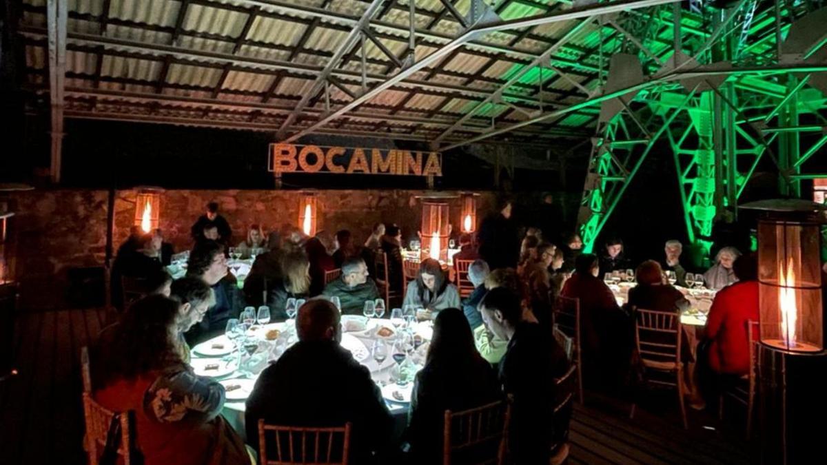 Participantes en una pasada edición de «Bocamina». | LNE