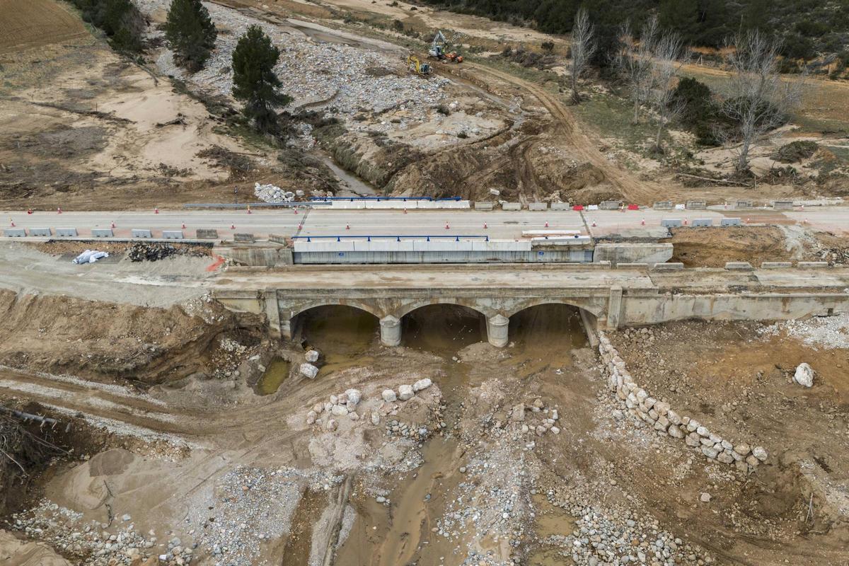 Puente sobre el río Reatillo en Chera.