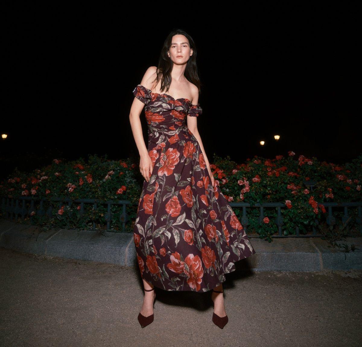 Vestido con estampado de rosas de TFP by Pedro del Hierro