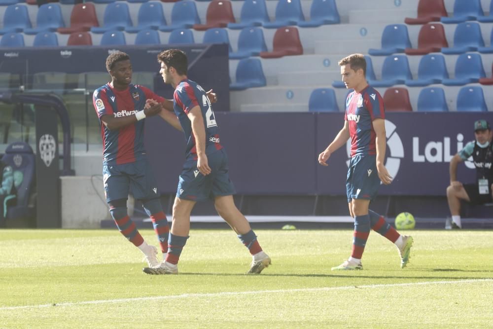 Las imágenes del Levante UD - Elche CF