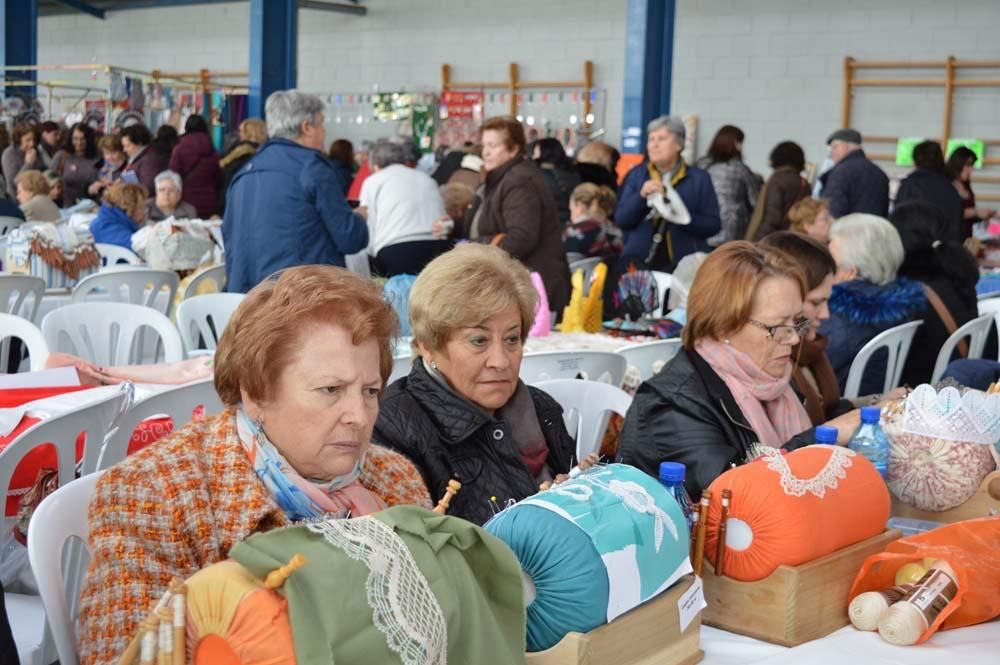 Encuentro de encajeras en Puente Genil