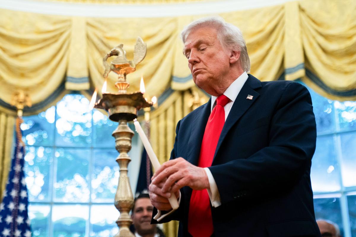 Donald Trump en el Desacho Oval, en octubre de 2025.