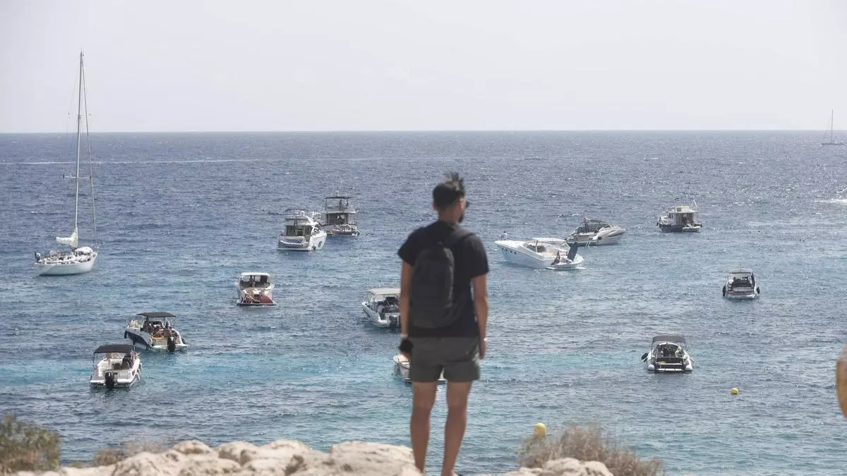Un atropello mortal e imágenes de descontrol: Baleares tiene seis barcas para vigilar más de 30.000 yates y lanchas en verano
