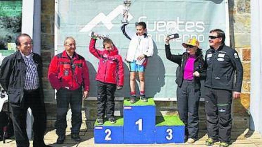 Entrega de trofeos. / torrecerredo