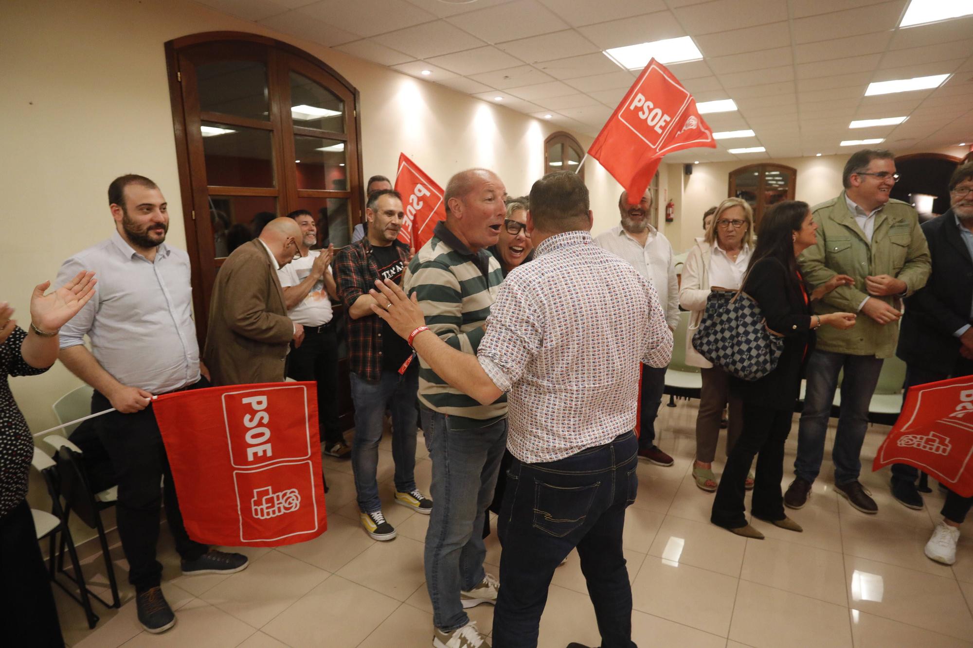 En imágenes: así fue la jornada electoral en Avilés