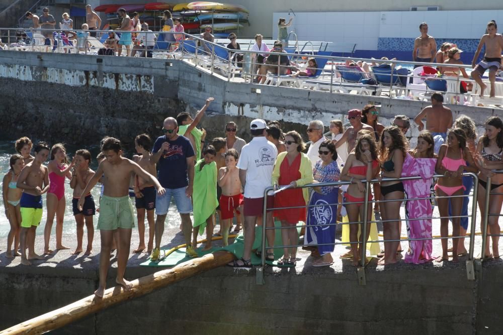 Cucaña en el Club de Regatas de Gijón