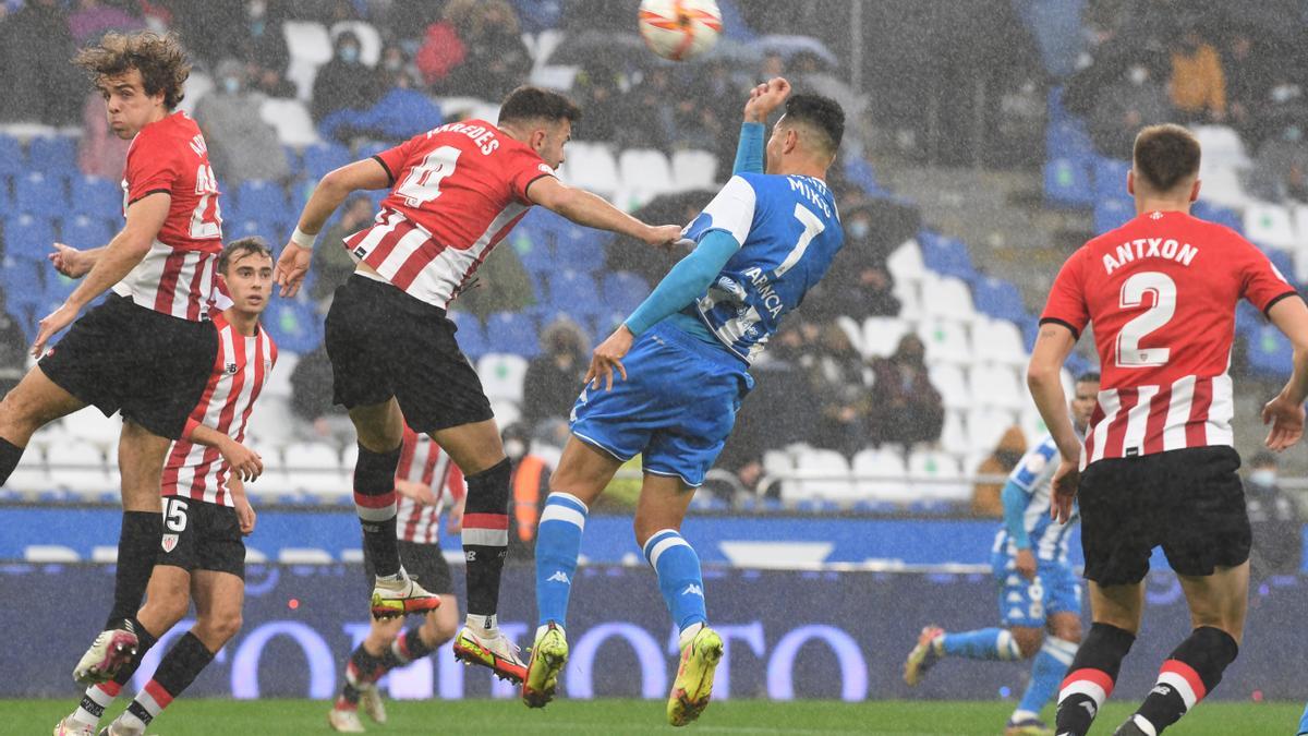 El Dépor empata en Riazor con el Bilbao Athletic