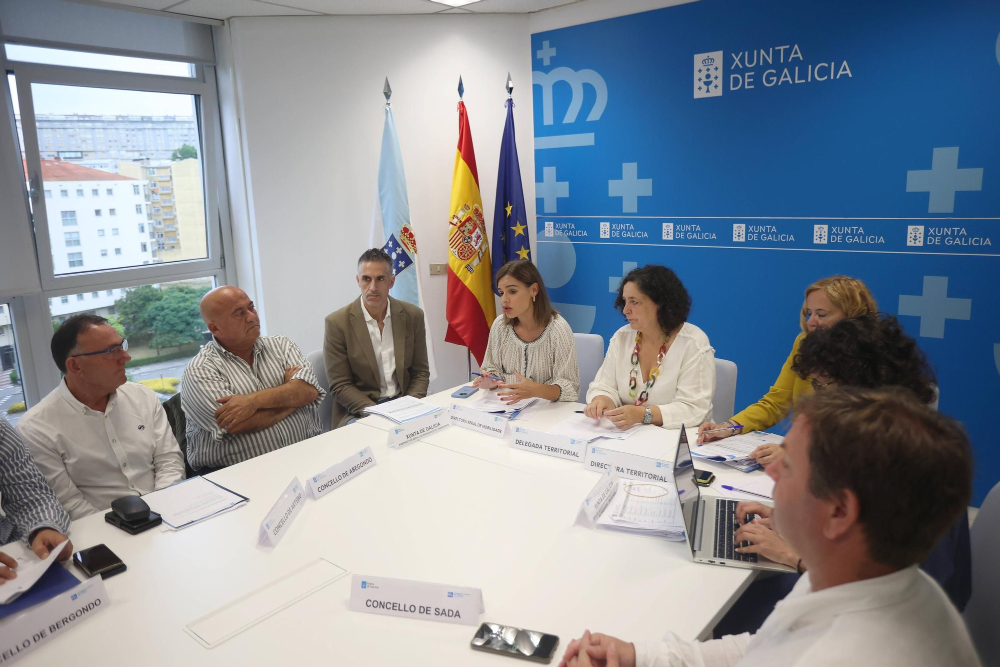 Reunión en A Coruña de la comisión de seguimiento del Área de Transporte Metropolitano