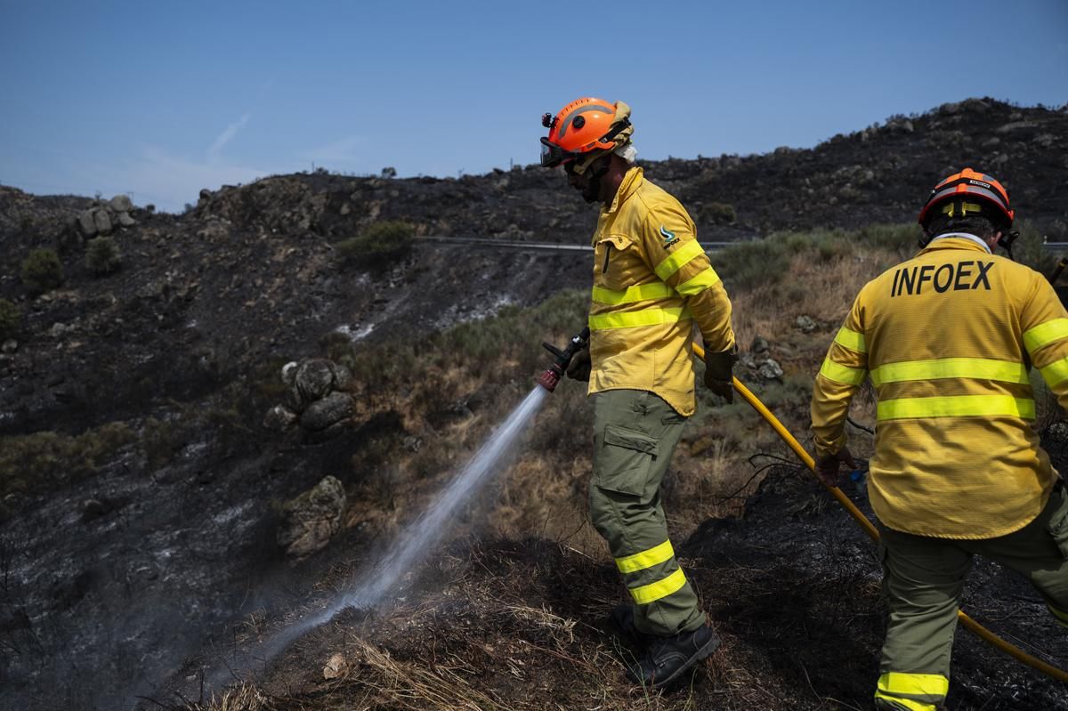Fotogalería | Así ha sido el incendio forestal en Garrovillas de Alconetar