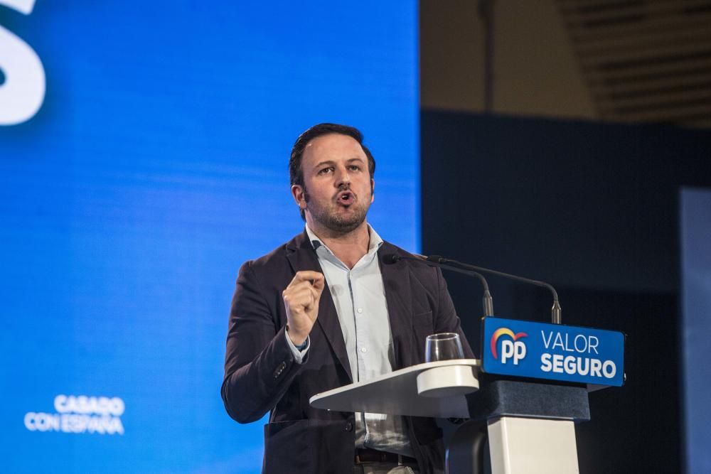 Pablo Casado reivindica que solo el PP defiende a las clases medias.