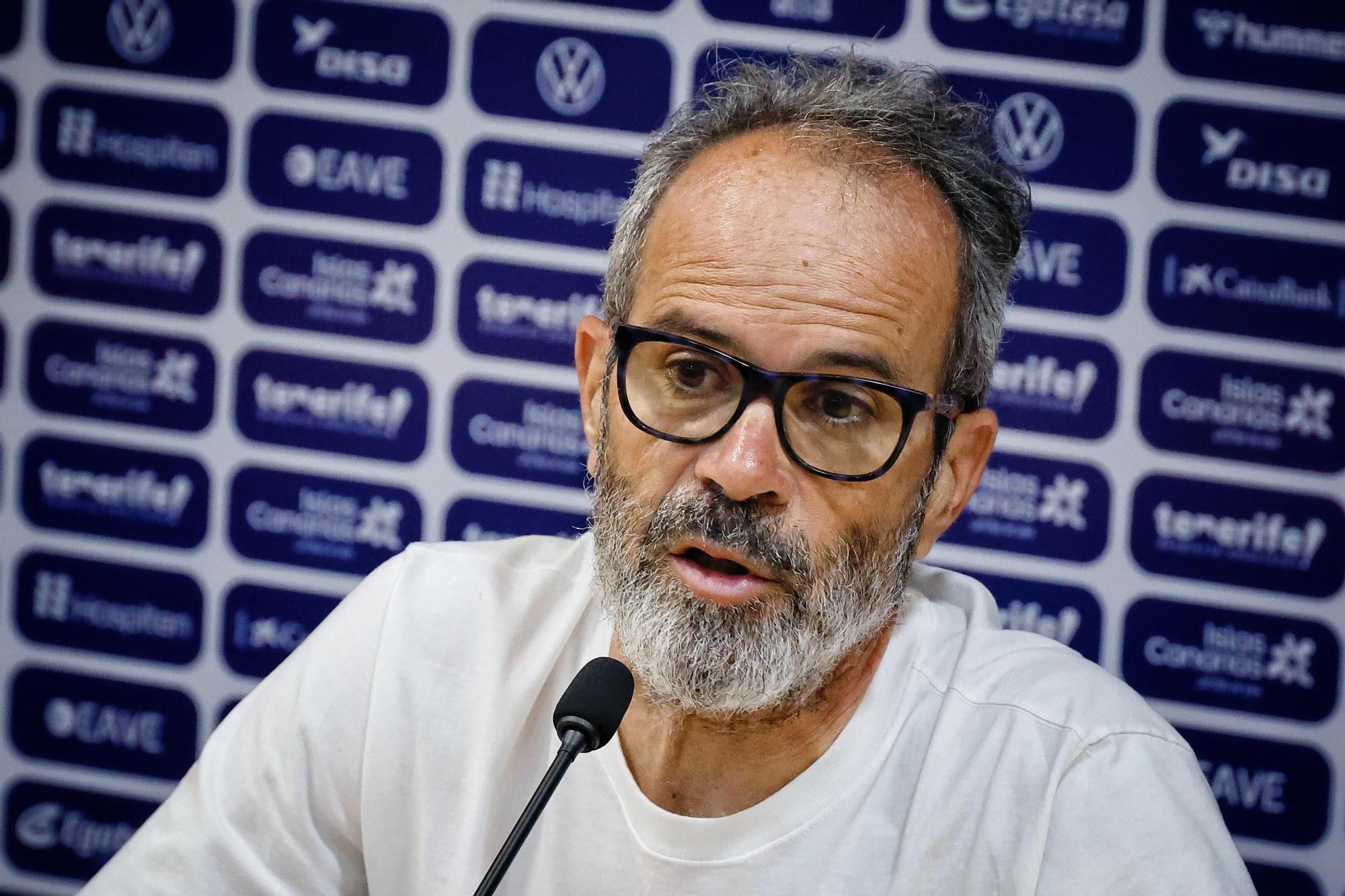 CD Tenerife-Real Oviedo, en imágenes