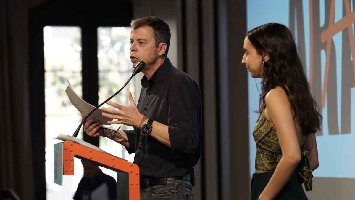 Francesc Mauri y Maria Serra, presentadores del acto 'El Futur és ara'.