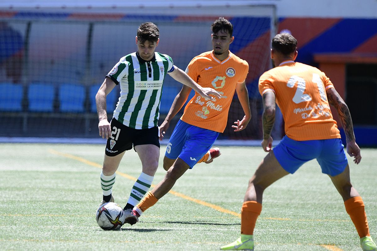 Las imágenes del partido entre el Panadería Pulido y el Córdoba CF