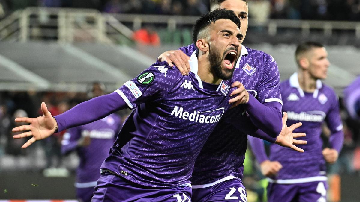 Resumen, goles y highlights del Fiorentina 2 - 0 Victoria Plzen de la vuelta de cuartos de final de la Europa League