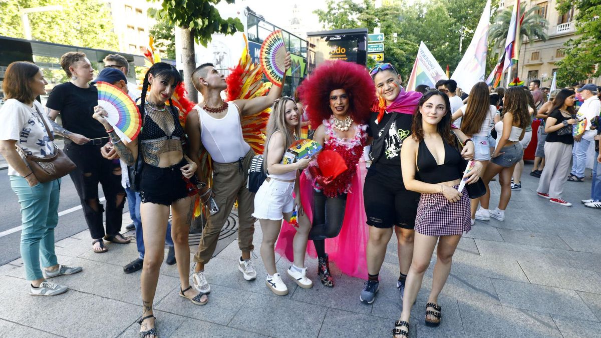 En imágenes | Zaragoza se llena de Orgullo con una multitudinaria marcha