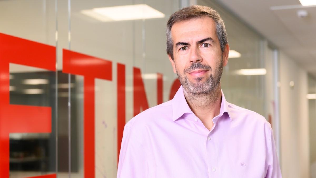 El ingeniero español Pablo Colmenarejo, en la sede de GMV.