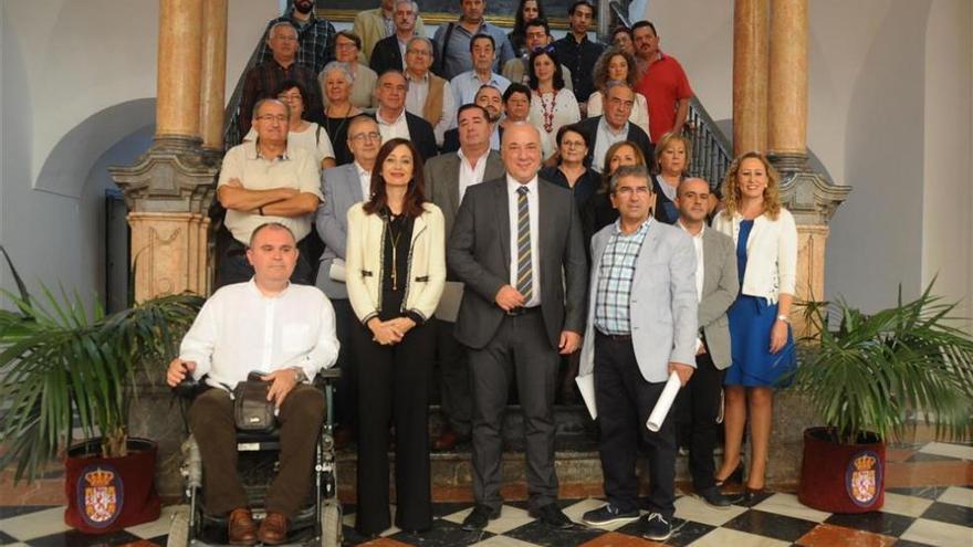 La Diputación apoya con 200.000 euros a 25 colectivos sociales