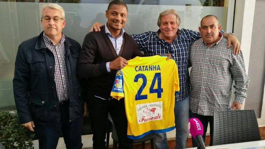 Catanha ficha por el Dos Hermanas San Andrés