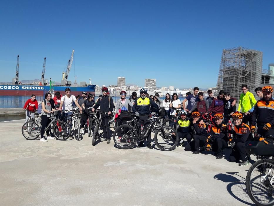 Bicicleta solidaria del IES Cabo de la Huerta
