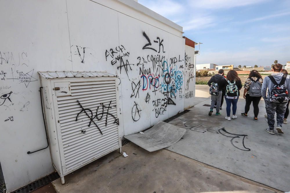 La estación de autobuses de Almoradí da la peor bi