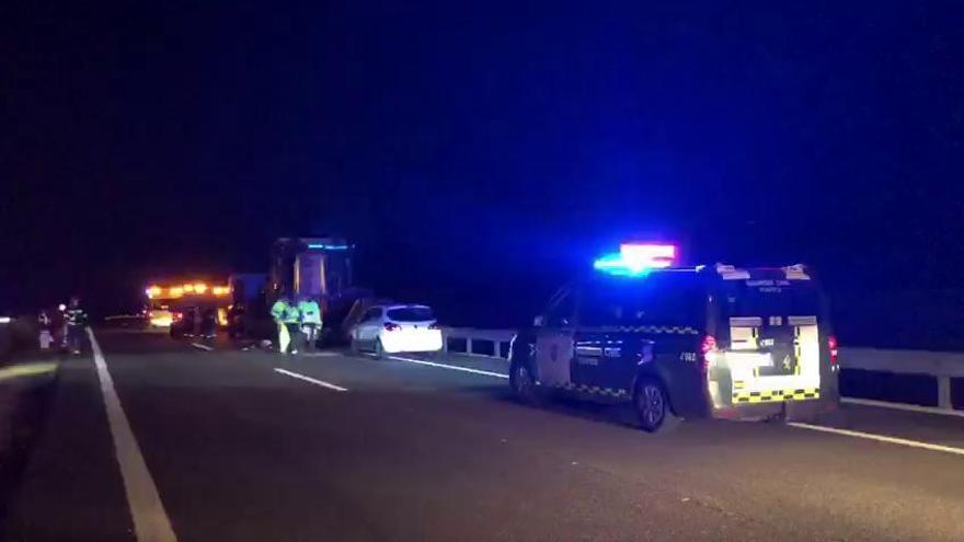Tres personas fallecen en un accidente de tráfico en Montamarta
