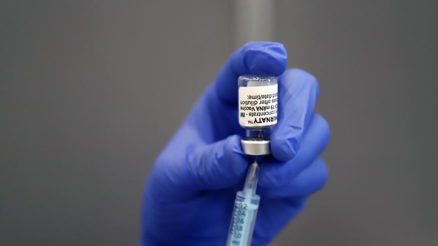 Pfizer i Moderna apugen els preus de les seves vacunes per a Europa