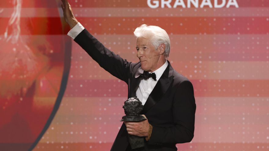Las palabras en español de Richard Gere al recoger el Goya Internacional