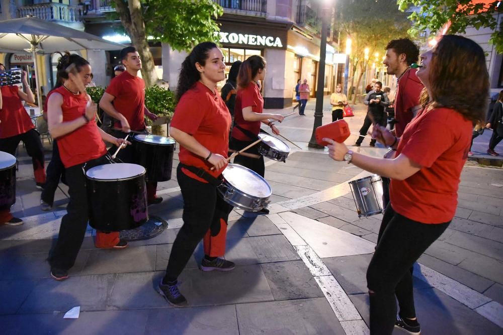 La trobada de diables fa tremolar el Barri Antic d