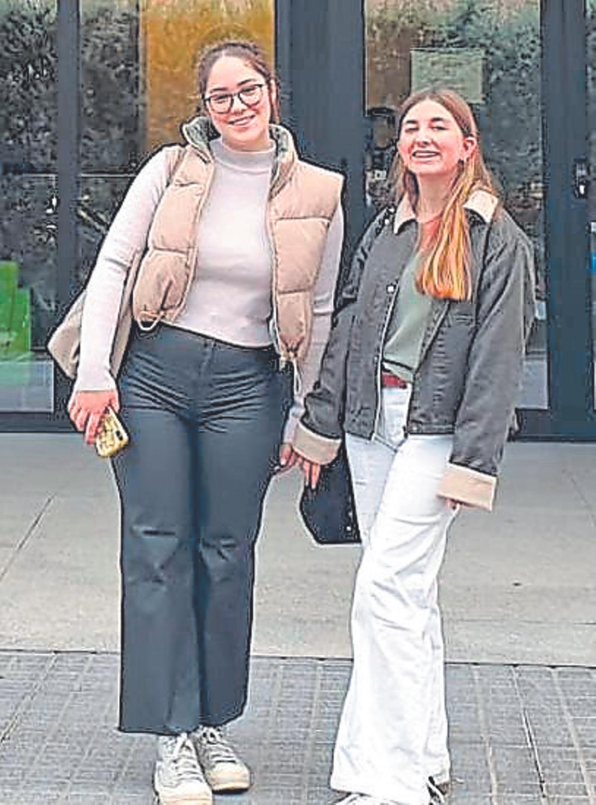 Dos alumnas participantes en el proyecto de investigación.