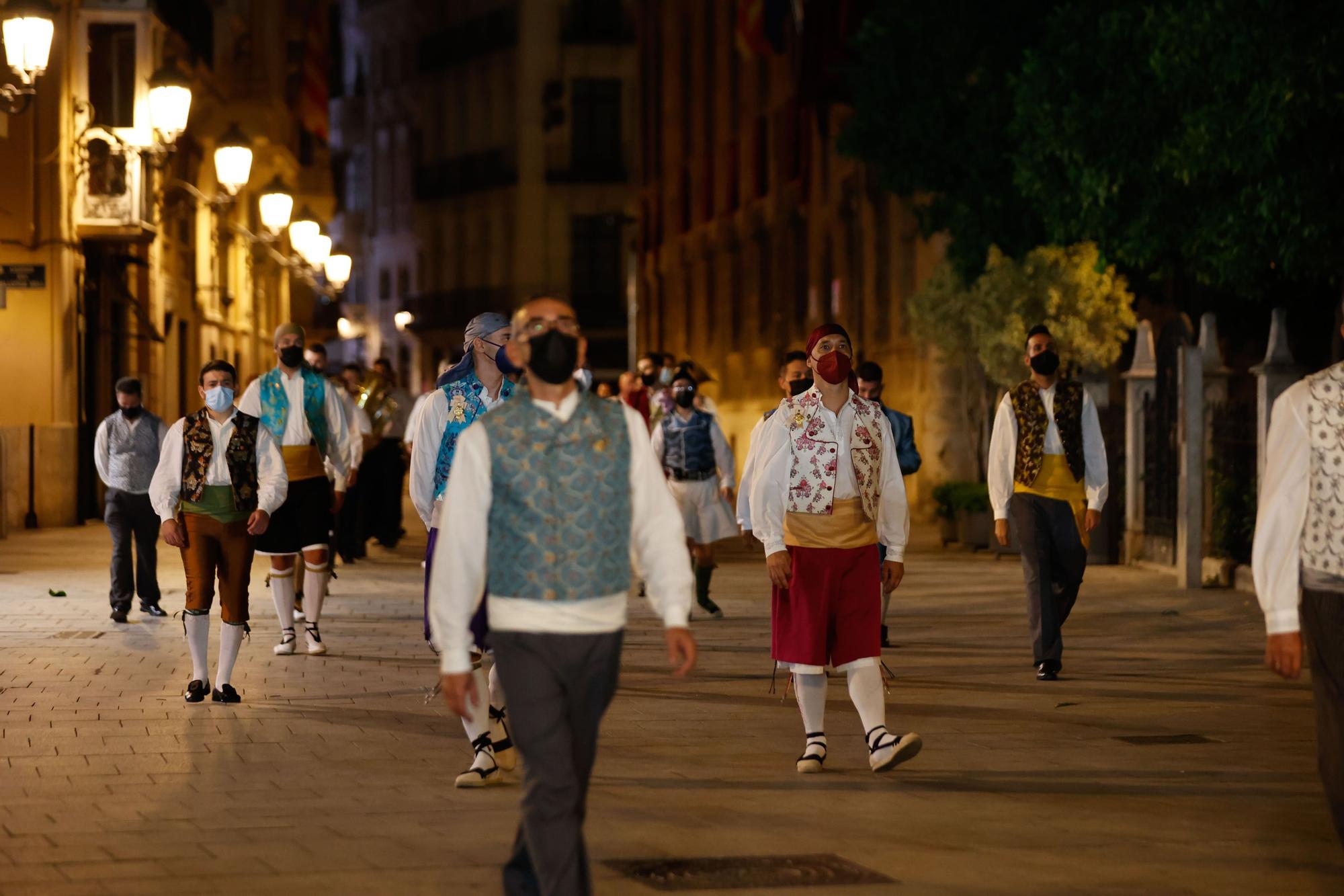 Búscate en el segundo día de Ofrenda por la calle de Caballeros (entre las 22.00 y las 23.00 horas)