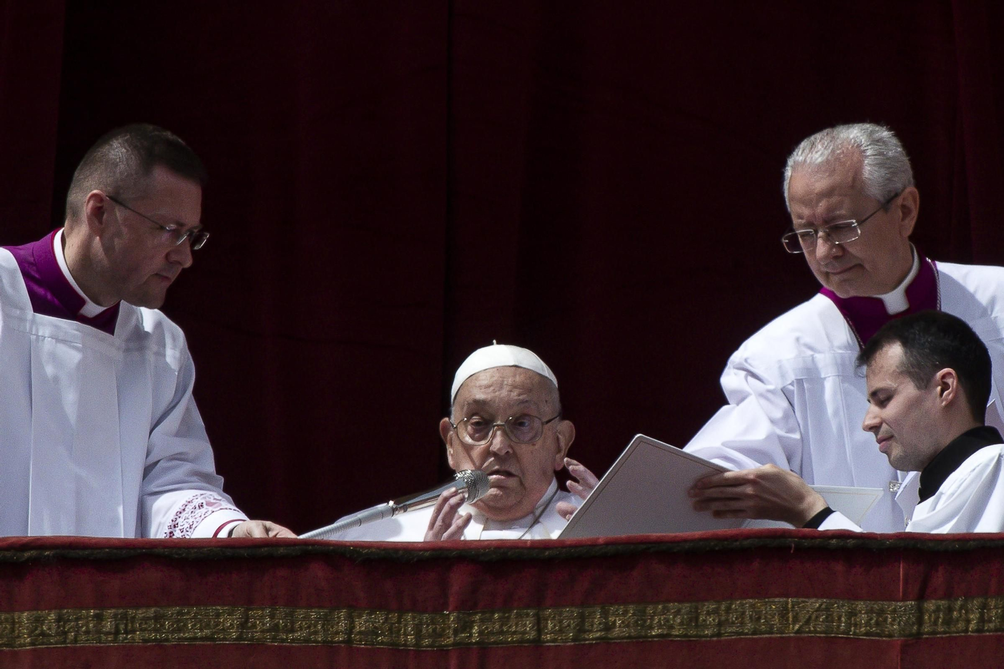 El papa Francisco murió a las 7.35 horas de este lunes