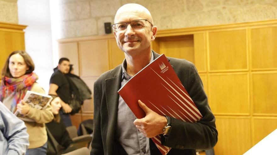 Gonzalo Muíños: «Se nos presentamos ou non será decisión dos catro»