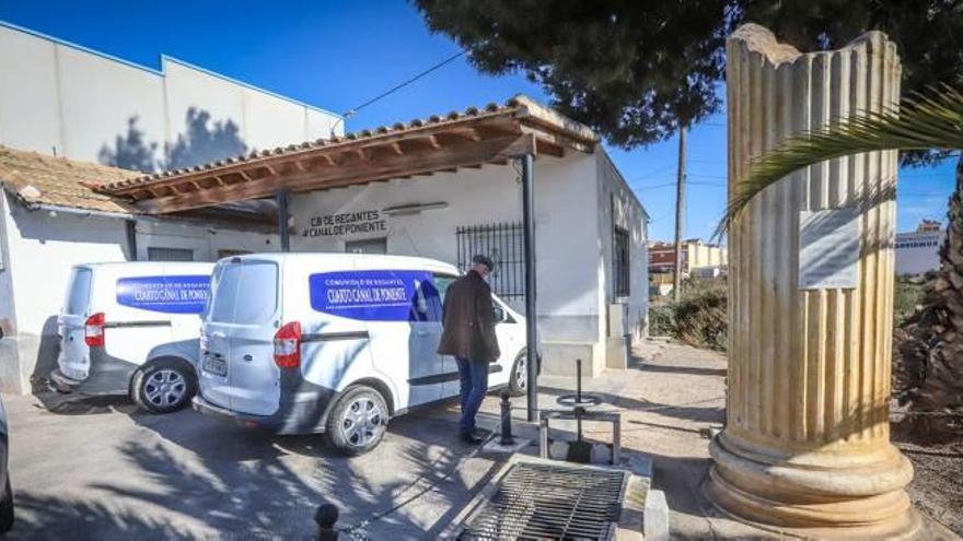 Sede de la comunidad de regantes del Cuarto Canal de Poniente en la pedanía oriolana de La Murada.