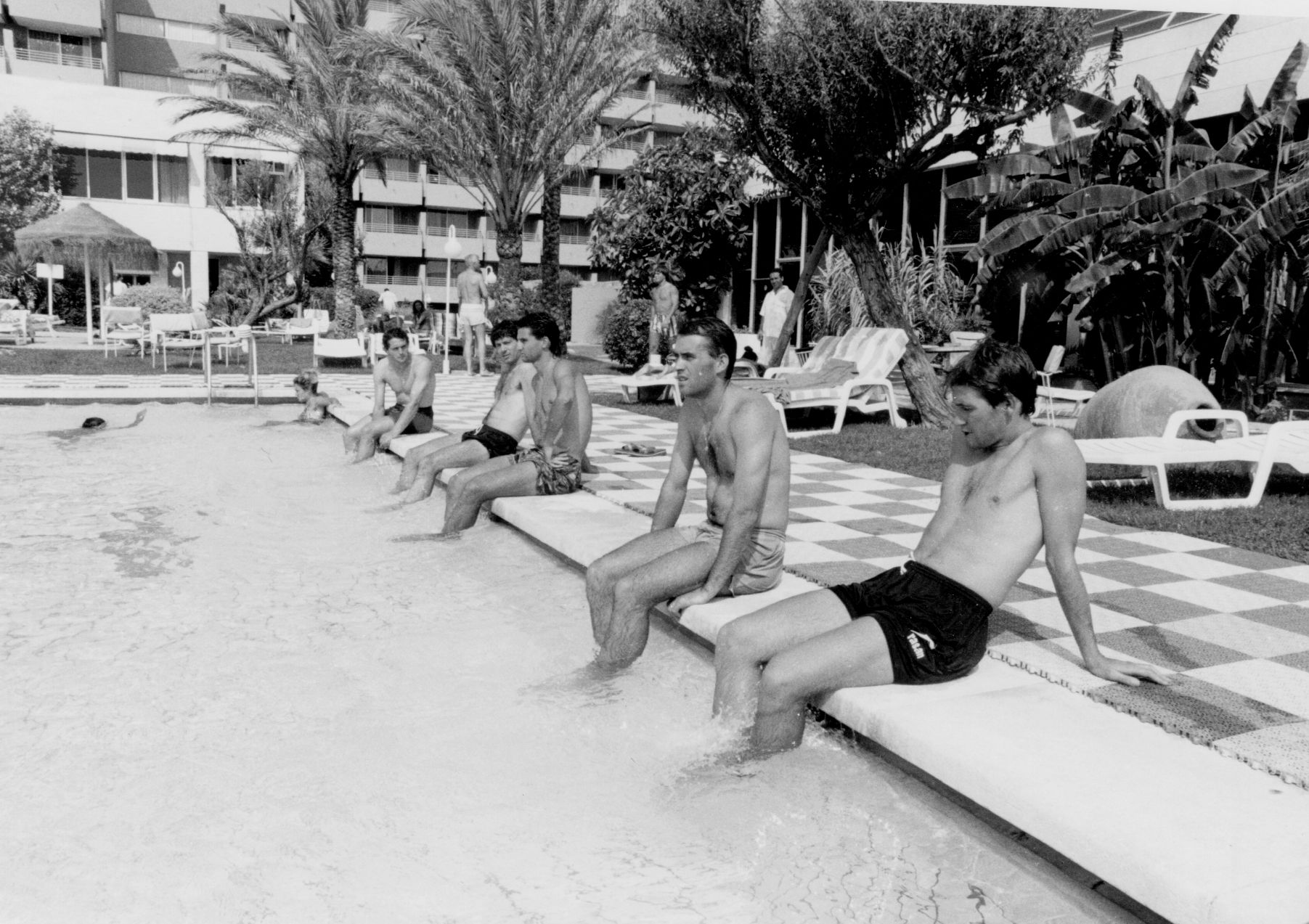 La otra cara del fútbol en el Valencia de los 90