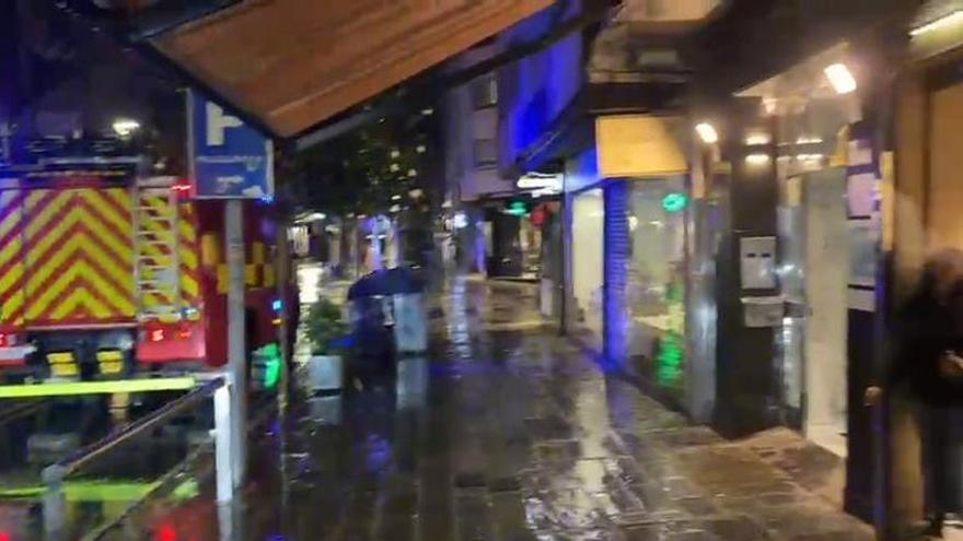 Alarma en el Ensanche por un incendio en el 'narcopiso' de Alfredo Brañas