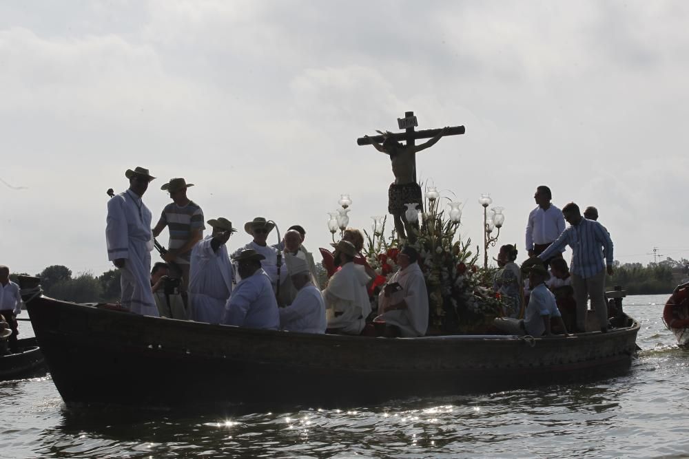 Encuentro de los Cristos de El Palmar, Catarroja, Silla y Massanassa en el Lago de la Albufera