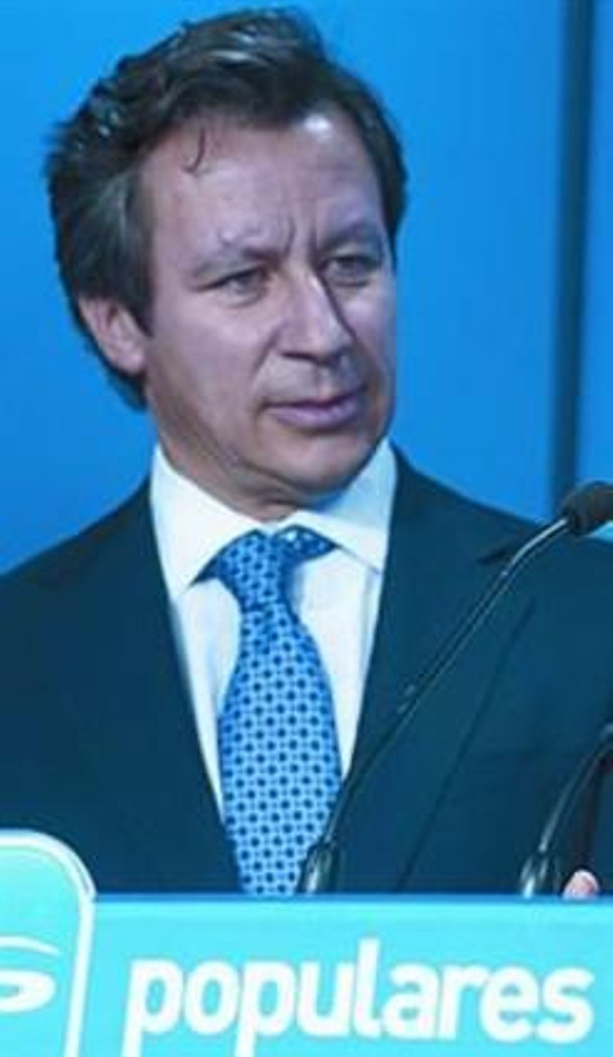 Carlos Floriano. Carlos Floriano.
