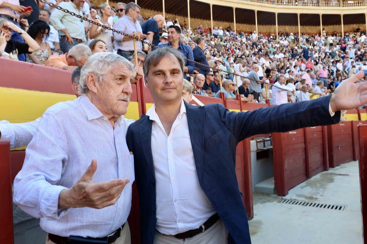 Ponce se despide por la puerta grande en la Feria de Hogueras de ...