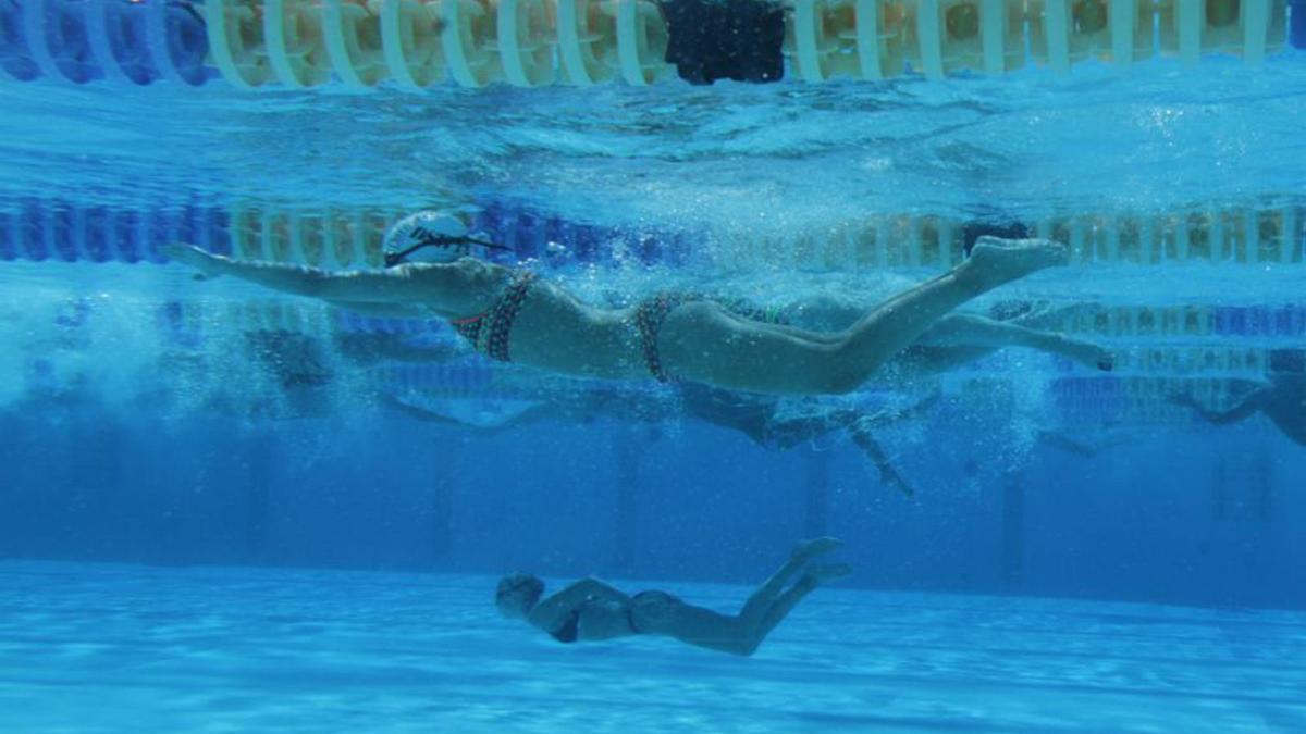 In Colònia de Sant Jordi wie die Profis Bahnen schwimmen.  | F.: BENDGENS