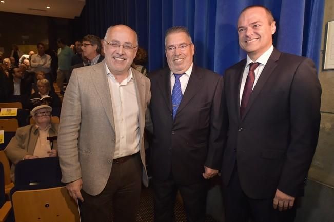 Presentación del libro sobre el entrenador de ...