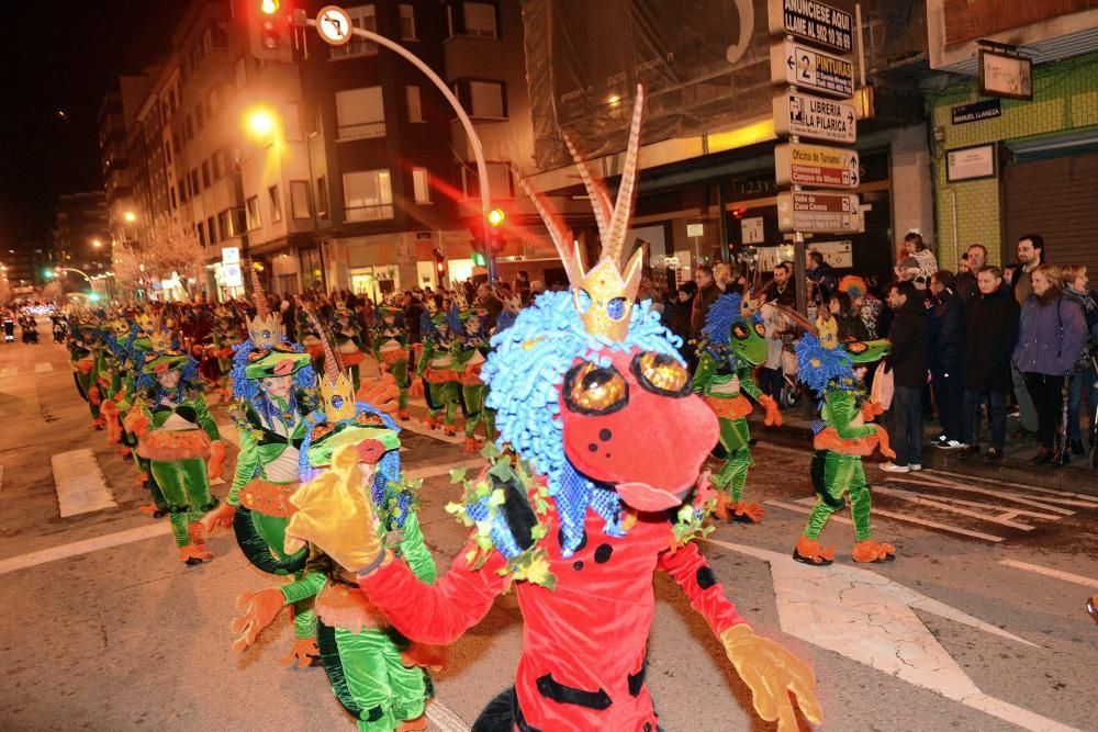 Desfile del Antroxu en Mieres