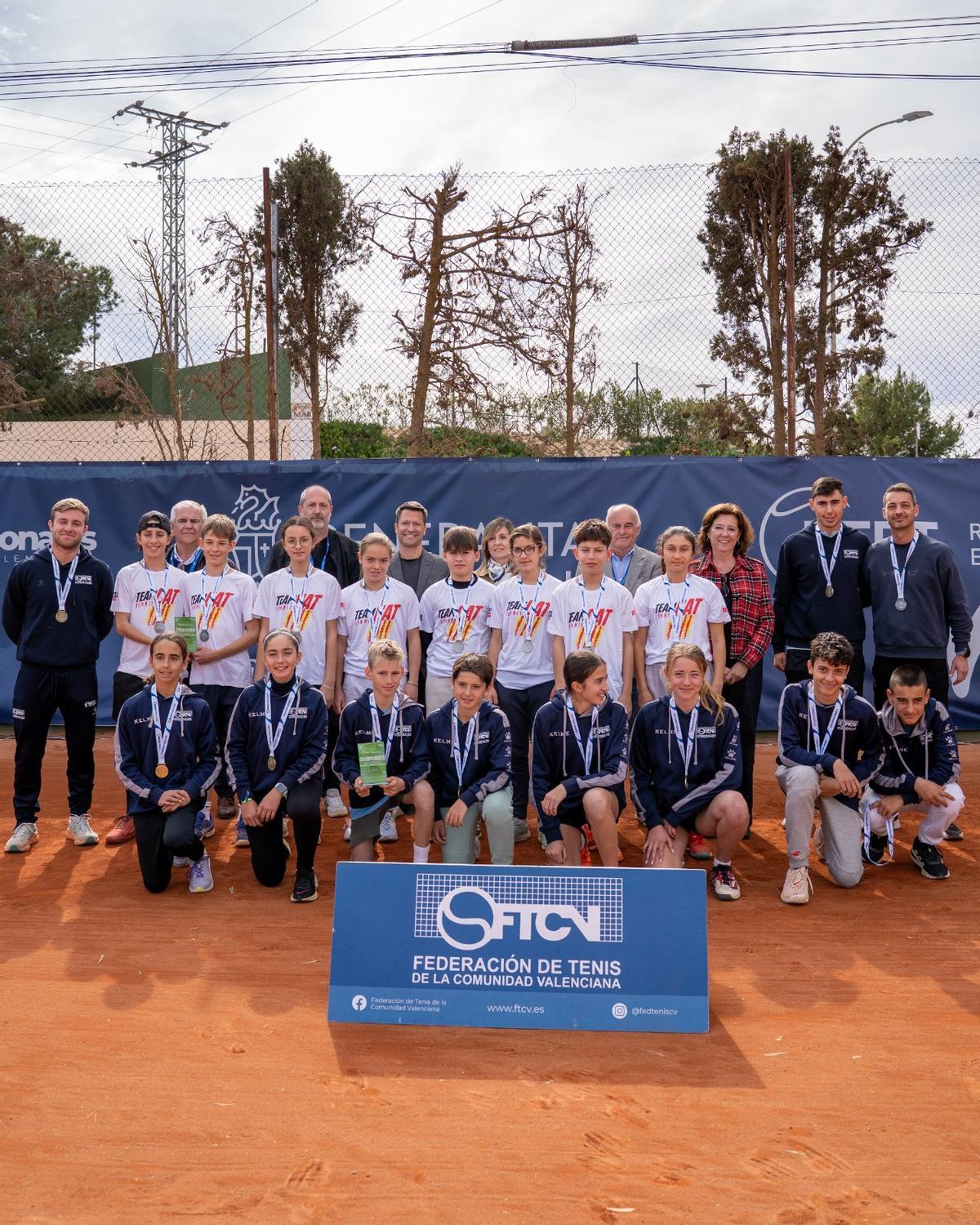 De forma paralela, tuvo lugar la confrontación entre Cataluña y Comunidad Valenciana, en la que los mejores jugadores alevines e infantiles de ambas autonomías.