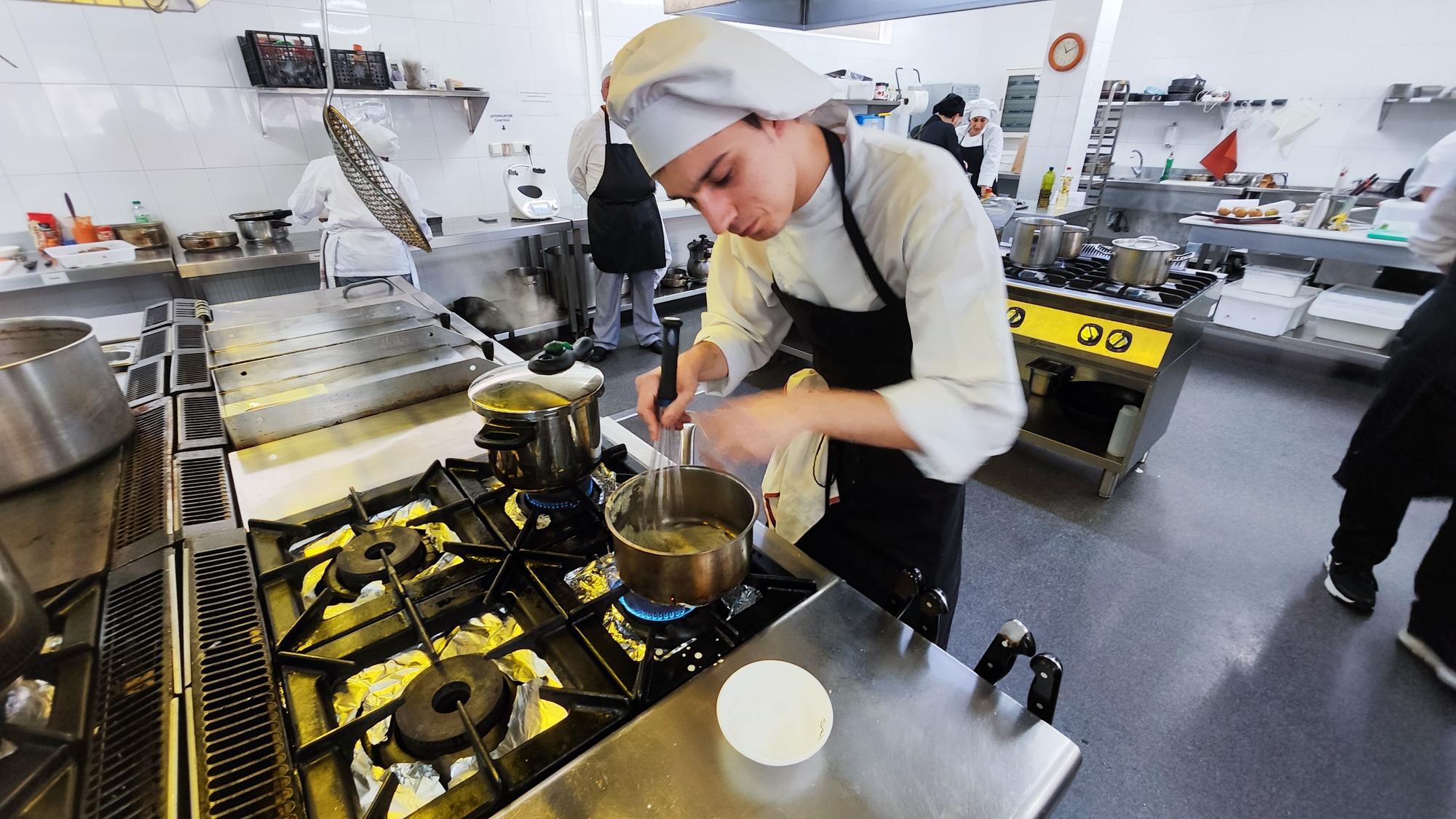 En imágenes: Así fue el cocinado de la final del concurso de Xata Roxa