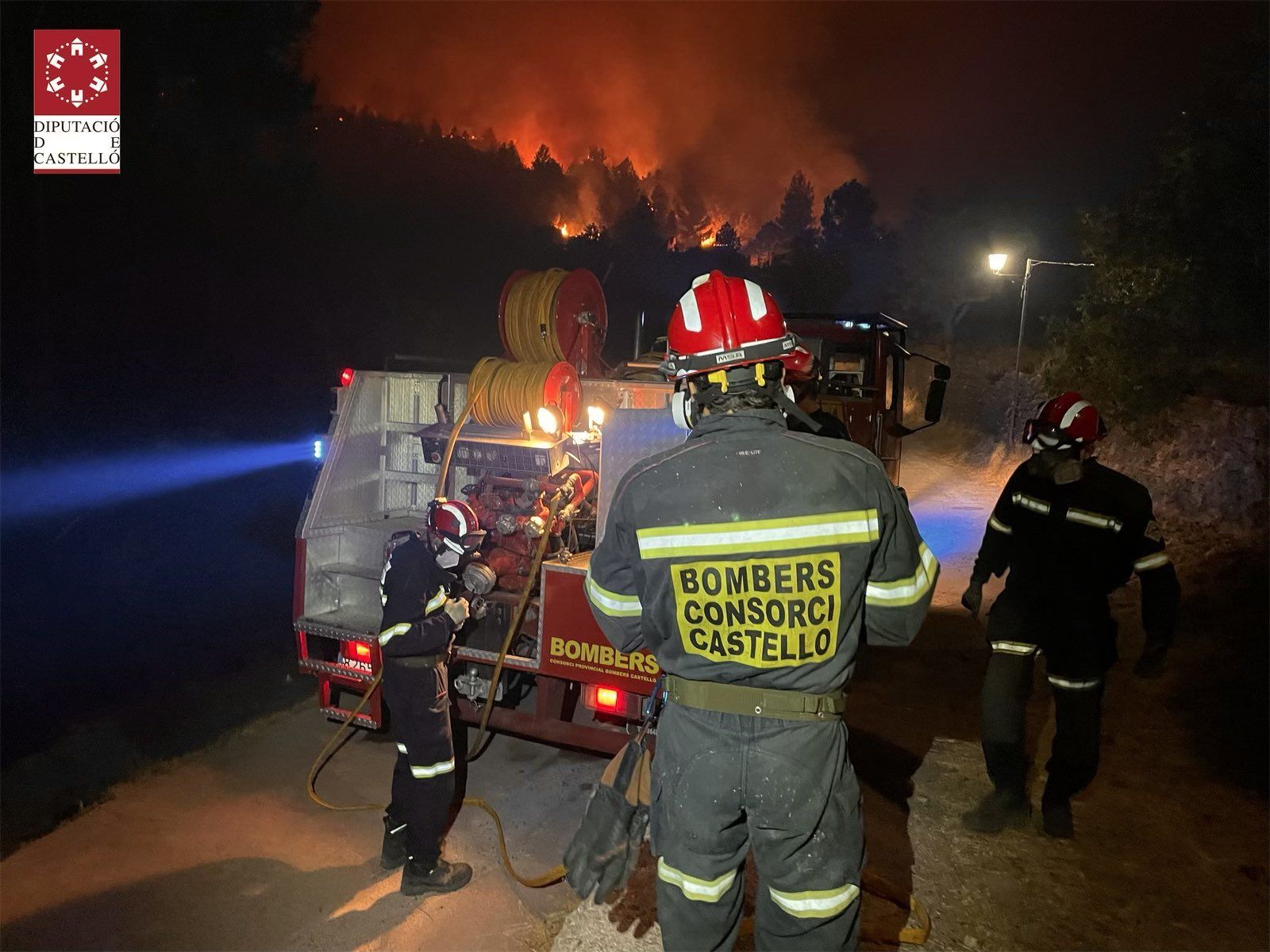 Espectaculares imágenes del incendio en Bejís